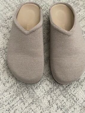 Rothy's Knit Slip-On Mules in dove color